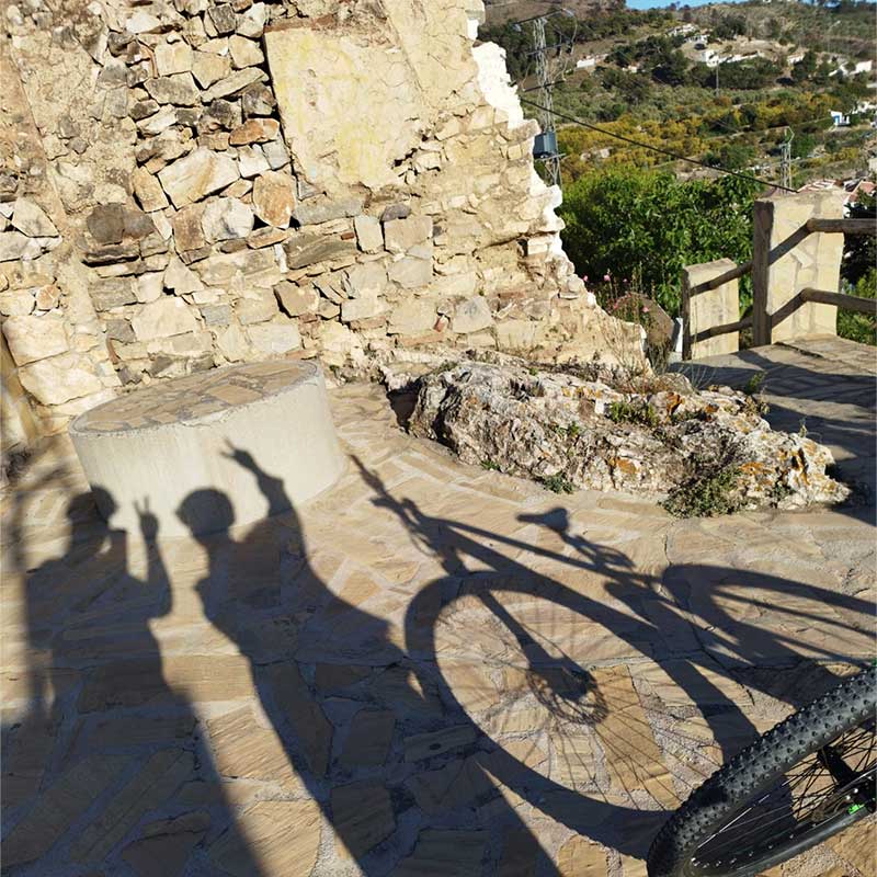 The six of us competa-bicicleta-04